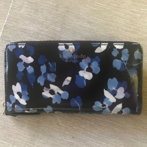 kate spade Handbags - Kate Spade wallet